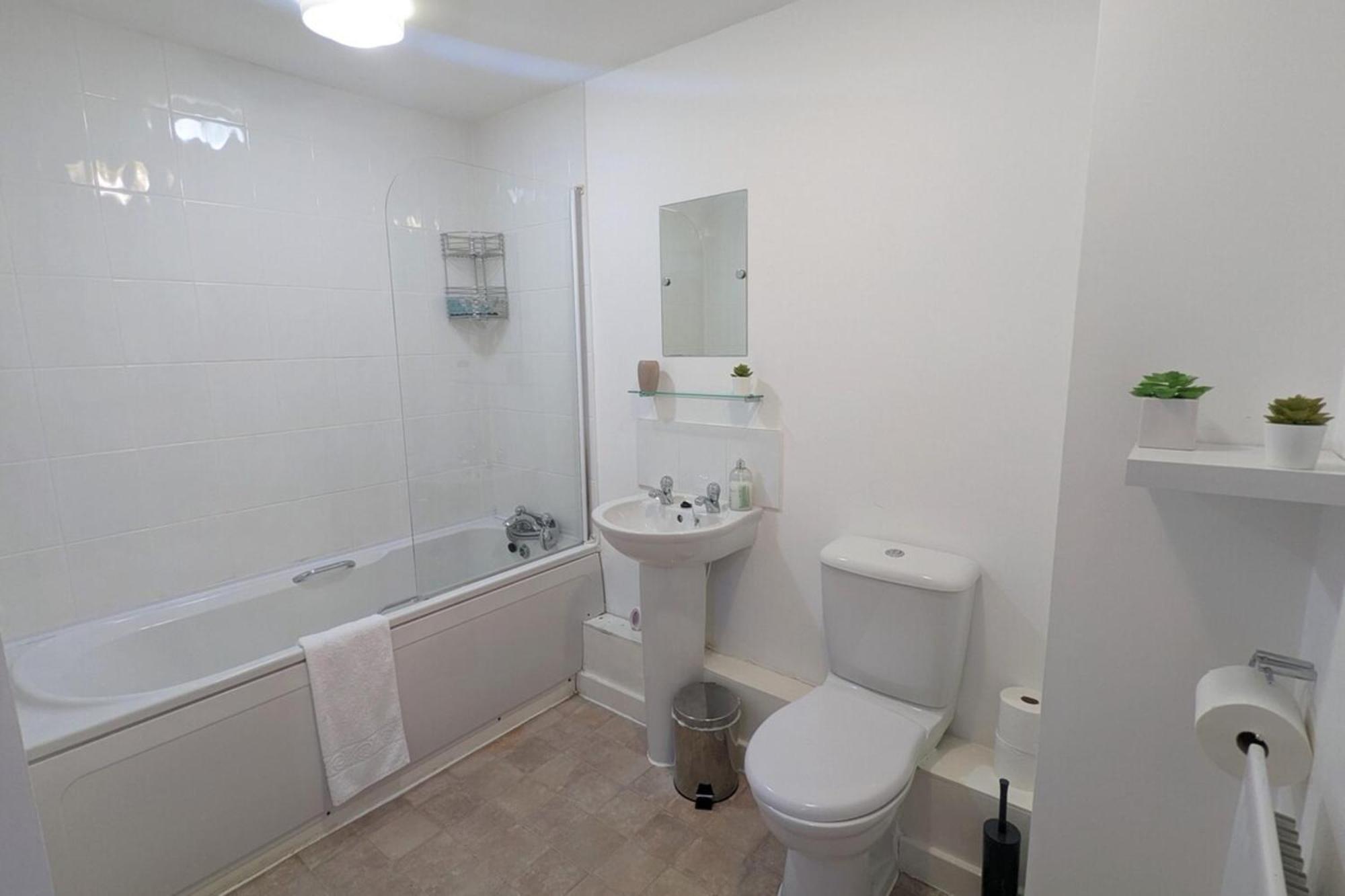 Beautiful & Homely 2Bd Flat - Manchester! Bagian luar foto